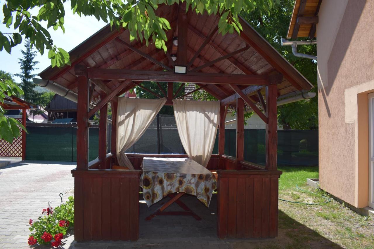 Gamma Guest House Прайд Екстериор снимка