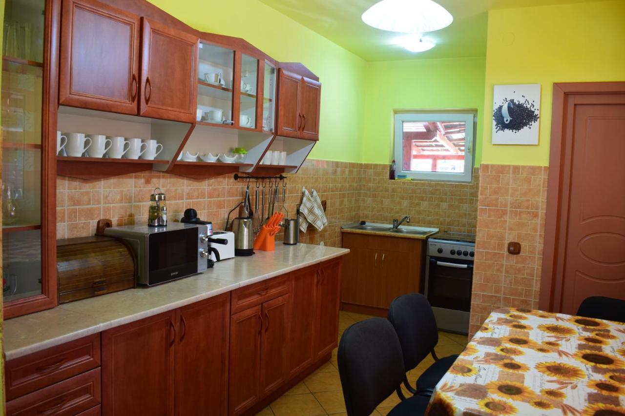Gamma Guest House Прайд Екстериор снимка